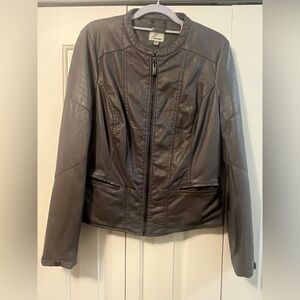 Gently used women’s grey pleather coat